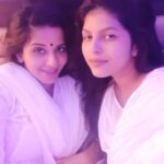 Antara Biswas Instagram – Twinning 👭…. #bestie #partnerincrime 😜🎀 @riyasingh2291