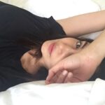 Anushka Sharma Instagram - It's that kind of lazy day .. Enjoy your Sunday guys 😘😁