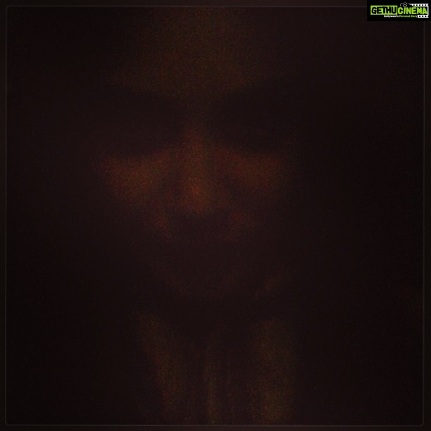 Anushka Sharma Instagram - Does this freak you'll out ??!! Hahahah