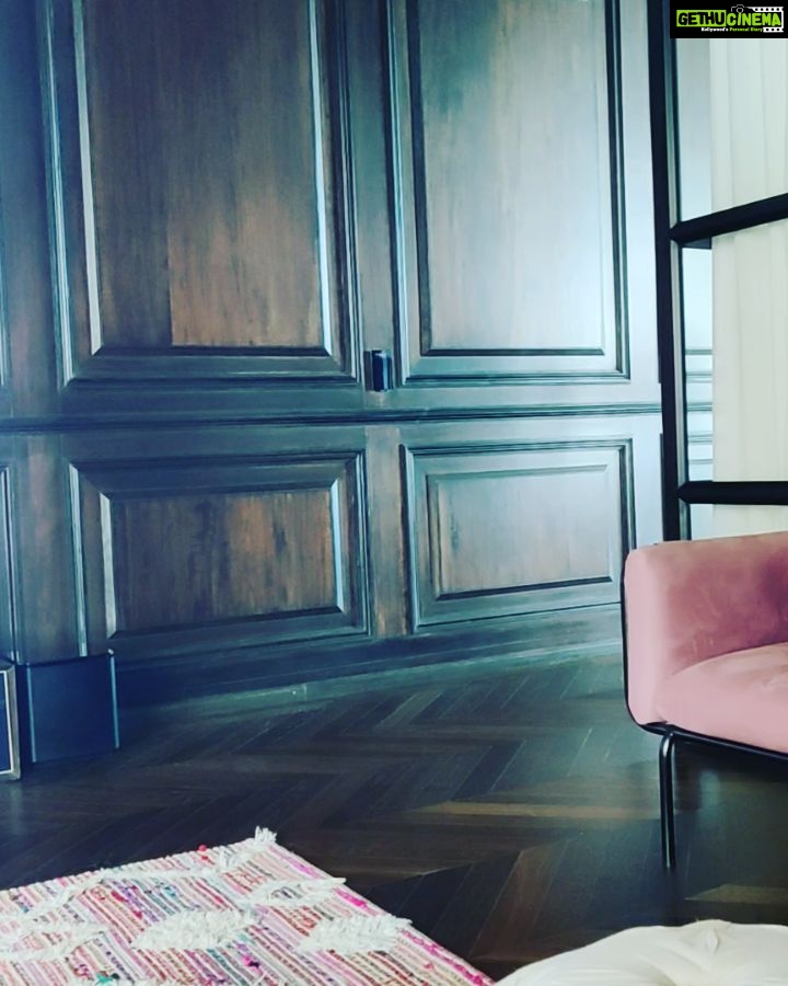 Anushka Sharma Instagram - I spotted .... A Dinosaur on the loose 🦖🦖🦖🤪🤪🤪