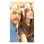Anushka Sharma Instagram - From taking silly selfies like these to letting me make ponytails in your hair (while you still had them 😉) ... You are the coolest dad a girl can have and are THE best inspiration . Thank you for teaching me to always do the right thing no matter how hard it is or what the consequences may be... Love you Papa ❤️ #MyHeroForever