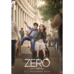 Anushka Sharma Instagram - Dekhiye toh zara! Abhi tak haan naa kuch bhi nahi bola hai isey, aur phir bhi kitna khush lag raha hai🤔 Waise jodi buri nahi hai :) kya kehte ho? #ZeroPoster @iamsrk @aanandlrai @katrinakaif @redchilliesent @cypplofficial