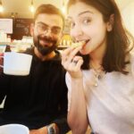 Anushka Sharma Instagram - When you sneak in a quick breakfast and feel mighty victorious 👨‍👩‍👧💕
