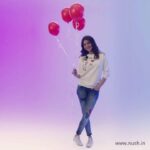 Anushka Sharma Instagram - Pop that boring bubble with your #NUSH tee 🎈 Available on @myntra www.myntra.com/nush @nushbrand (Clickable link in bio)