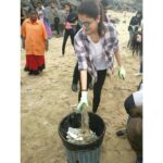 Anushka Sharma Instagram - Our country is our mother and to keep our country clean is our duty. Everyday we do things for ourselves, just a little bit of awareness and consciousness in keeping our surroundings clean will enable us to live in a healthy environment and we all know health is everything. Today I went on a cleanliness drive to Versova Beach with my friends and family and in reality, the pleasure I felt in cleaning the beach is indescribable.... In Mahatma Gandhi ji's words ... "An ounce of practice is worth more than tons of preaching" .... So please do your bit 🙏 #SwachhBharat #SwachhataHiSeva