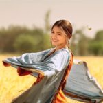 Anushka Sharma Instagram - ‪🎼 Dum dum udhti hai dua, Sau pankh lagaa terey naam ke 🎼 1hr to go for #DumDum #Phillauri 👻 @officialcsfilms @tseries.official @diljitdosanjh