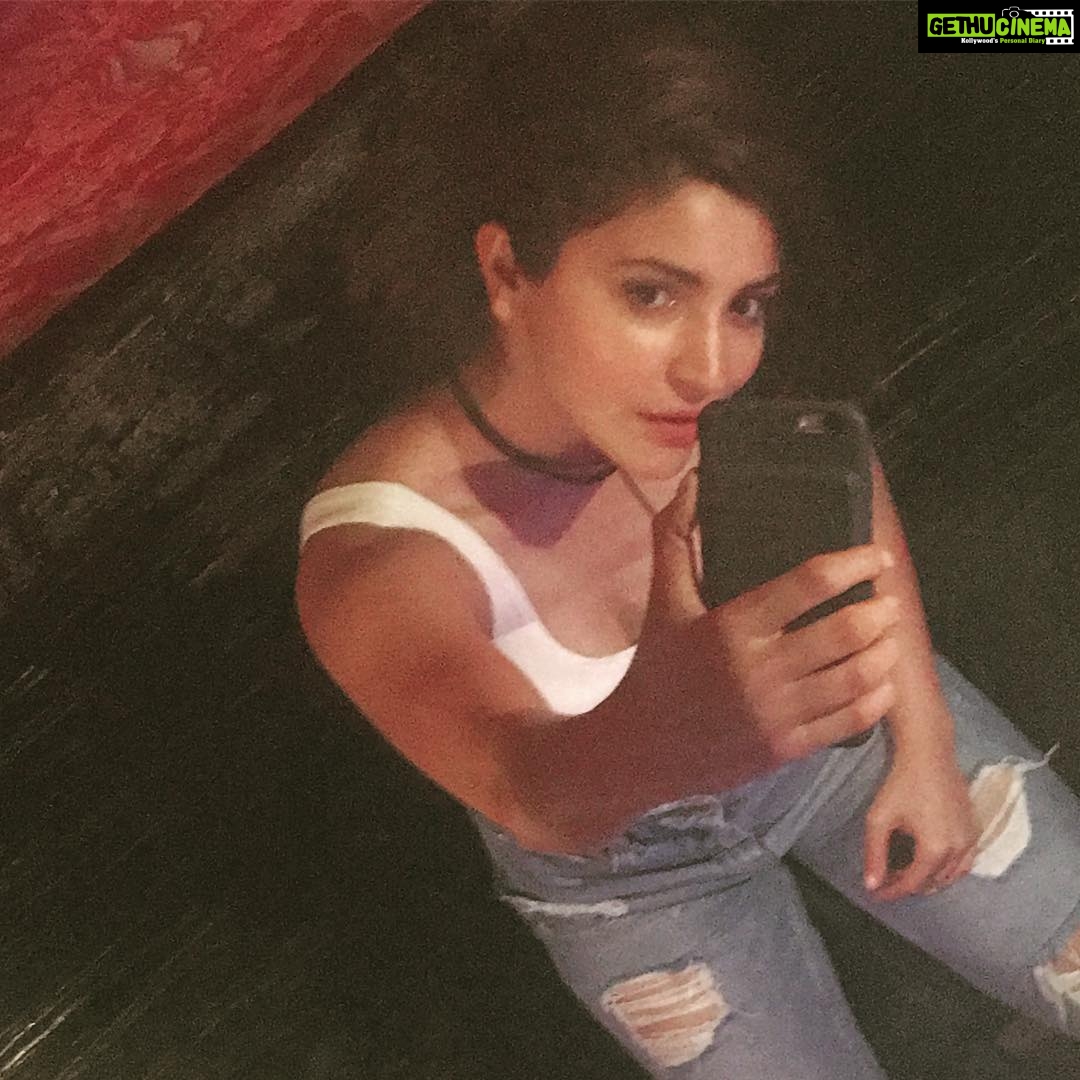 Anushka Sharma Instagram - Mirror mirror on the ceiling