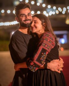 Anushka Sharma Instagram - ❤️