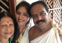 Anushka Shetty Instagram - I have seen most lovely, most carry, most encourage father is you.You have made great works for us, Today is your day and Smile every time because it makes us happy.Happy birthday my lovely Papa❤️‬ 🤗