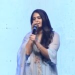 Anushka Shetty Instagram – Loved #HitTrailer and looking forward to the movie 😍 My Best wishes to @nameisnani @tprashanti  @vishwaksens @ruhanisharma94  @saileshkolanu &  whole team of #Hit 😀🤗