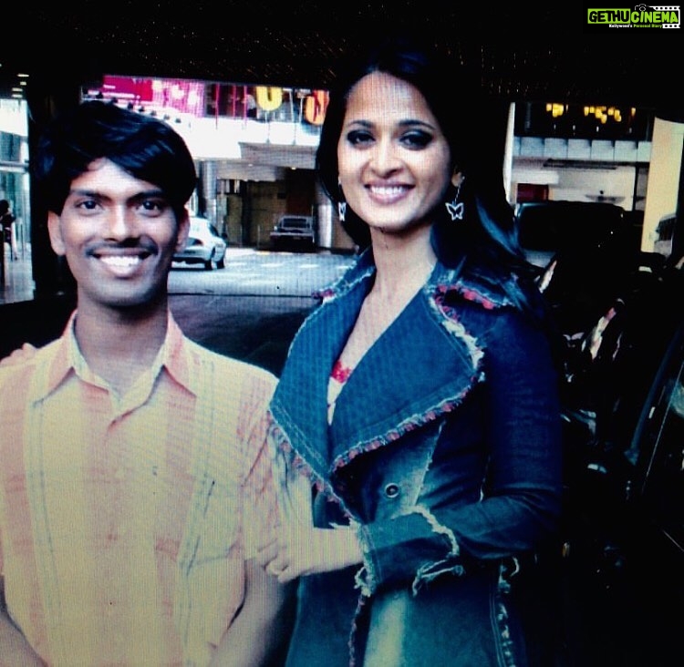 Anushka Shetty Instagram - “Those who love never truly leave us ,Harry.There are things that death cannot touch”........The Past 14years has been quite a journey ... when u realise the people closest to u are no more a part of ur life all I can say is they take a part of u with them ...it’s been 7 years and it still keeps me wondering a beautiful soul (Ravi🥰) I have no clue of the afterlife but he always live in my heart ....