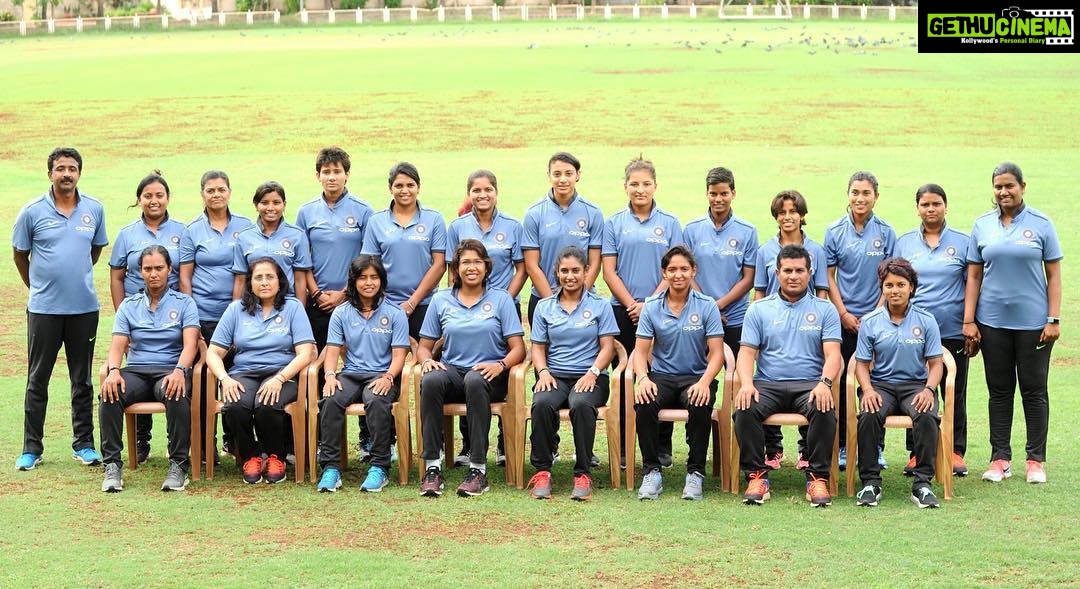 Anushka Shetty Instagram - Best wishes to the Women in Blue for Cricket WorldCup ๐๐Its all started today ๐ฎ๐ณExcited for our Girls Power โค๏ธ๐๐#WWC17