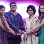 Anushka Shetty Instagram – @gunasekhar1 garu & family with the award for #Rudhramadevi at  #CineMaa Awards 👏🏼 very happy to be part of this #HistoricHitRudhramadevi,Thank u very much sir 😀🙏🏼 & I thank each & everyone who supported us in this Success 😍😍