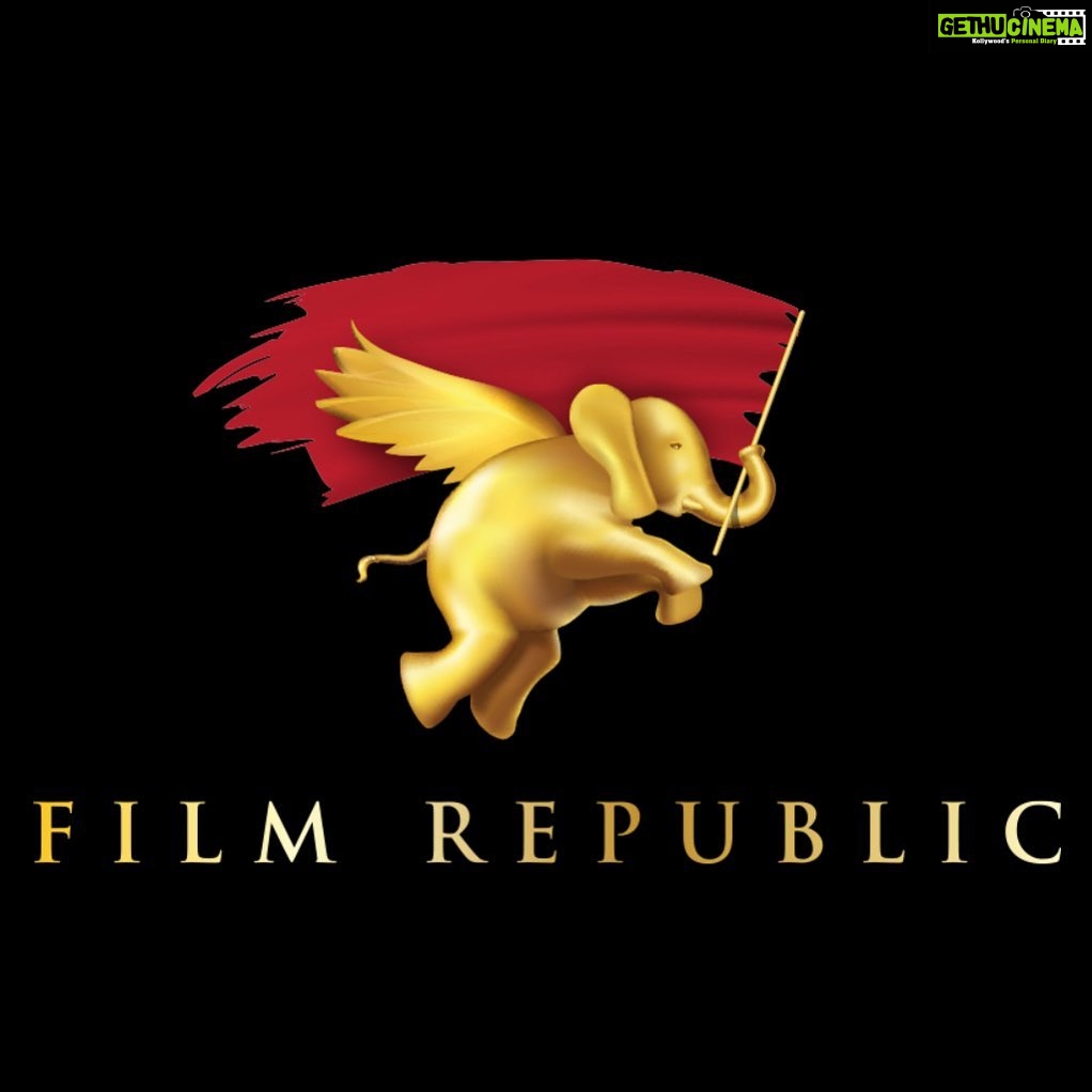 Anushka Shetty Instagram - Wishing my dearest friend @pranathireddy0211 all the very very best .... Pranathi may this be a magical journey for you and your team ... best wishes always forever ... #filmrepublic 💕🥁 @filmrepublicofficial