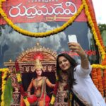 Anushka Shetty Instagram – Here comes my Selfie…so guys now it’s ur turn,take a Selfi with our RudrammaRadham which visit your town and share it with us,Thank u :-) #Rudhramadevi