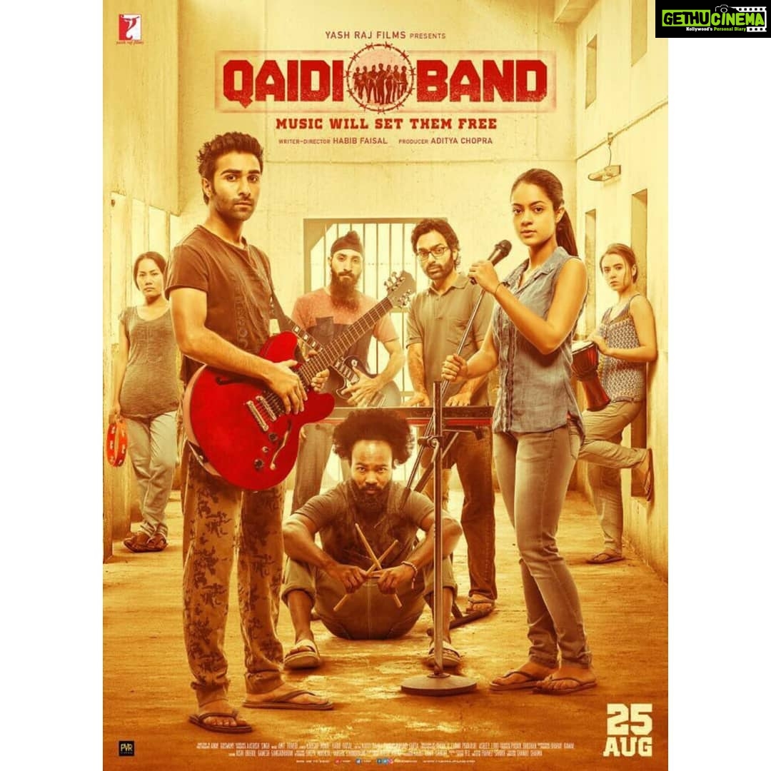 Anya Singh Instagram - I can’t believe it’s already been a year!! @qaidiband, my first film will always have a very special place in my heart. Thank you Habib sir, @yrf and @shanoosharmarahihai for the opportunity and the entire team of #QaidiBand for all the support and memories! ❤️ #1YearOfQaidiBand