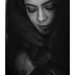 Anya Singh Instagram - ⚫⚪ 📸 by @yashasvisharma Make-up by @jyotsnasinghmakeupartist Hair by @hair_styling_by_ashwin_mittal_