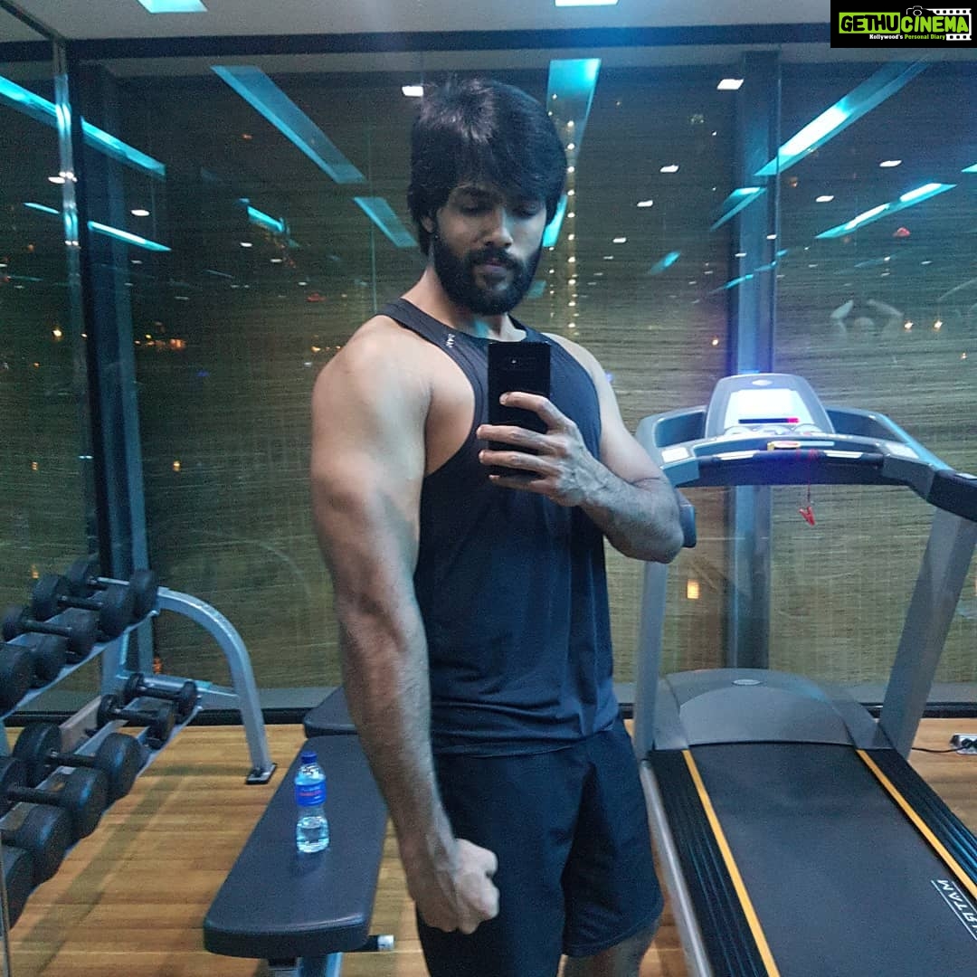 Arav - 33.5K Likes - PUSH yourself, because No one is gonna do it for you
#arav #fitness #muaythai #training