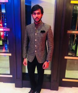 Arav Instagram - Dressed in Green Bandhgala for News 18 Magudam Awards 
Styled by @coax_couture 
Thank you @mohamed_idriskhan
