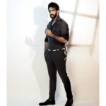 Arav Instagram – 🇮🇳
PHOTOGRAPHER @iamvigneshjayakumar 
STYLING @eega_praveen 
MAKEUP @blushbynamitha 
HAIR @kathir_hairstyles 
WARDROBE @coax_couture @mohamed_idriskhan @riishimehta 
STUDIO @million_dollar_studios

#Arav #photography #portfolio #actor #kollywood