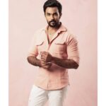 Arav Instagram – #Arav 
PHOTOGRAPHER @iamvigneshjayakumar 
STYLING @eega_praveen 
MAKEUP @blushbynamitha 
HAIR @kathir_hairstyles 
STUDIO @million_dollar_studios