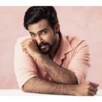 Arav Instagram – #Arav
PHOTOGRAPHER @iamvigneshjayakumar 
STYLING @eega_praveen 
MAKEUP @blushbynamitha 
HAIR @kathir_hairstyles 
STUDIO @million_dollar_studios