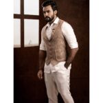 Arav Instagram – Look from a recent Photoshoot by talented @iamvigneshjayakumar

PHOTOGRAPHER @iamvigneshjayakumar 
STYLING @eega_praveen 
MAKEUP @blushbynamitha 
HAIR @kathir_hairstyles 
WARDROBE @coax_couture @mohamed_idriskhan @riishimehta 
STUDIO @million_dollar_studios