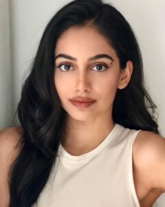 Banita Sandhu Instagram - in case you forgot what I look like x