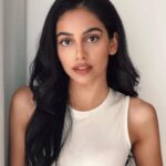 Banita Sandhu Instagram – long or short hair?