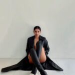 Banita Sandhu Instagram - lost my clothes