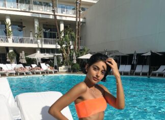 Banita Sandhu Instagram - impromptu photoshoot 🌴 The Beverly Hilton