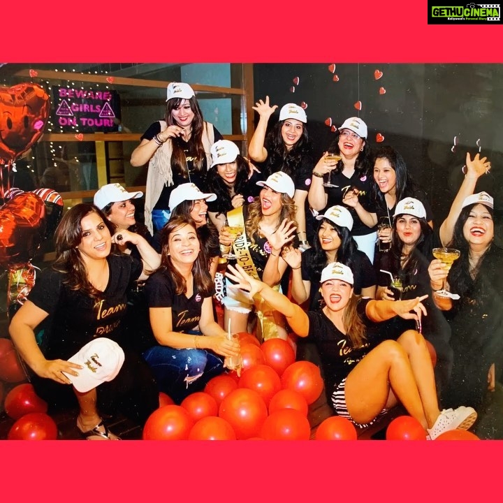 Bipasha Basu Instagram - This day today ... 16th April 2016 ... 4 years ago. My Bachelorette 💃🏽 The bestest time everrrrr with these awesome ladies ❤️And how the groom to be @iamksgofficial and the boys crashed our party post their mad Goa trip ❤️ #throwback #monkeylove #monkeywedding #bacheloretteparty