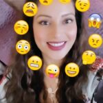Bipasha Basu Instagram - Emoticon Challenge!!! Things I do while waiting for hubby to get ready 🙈😂I entertain myself 😜 #funnyreels #emoticonchallenge #emojichallenge #reelitfeelit #reelsinstagram
