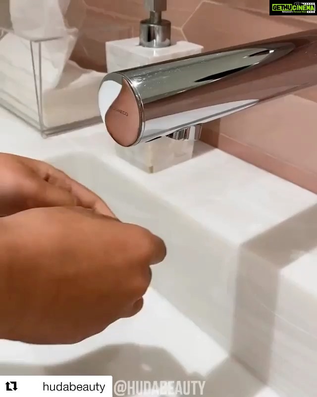 Bipasha Basu Instagram - #Repost @hudabeauty with @get_repost ・・・ Happy Friday my loves!!! I hope you all are taking extra precautions with everything going on with #coronavirus .One of the best thing to do is to PROPERLY wash your hands!! Here's a video we shot to show you the correct way to wash your hands.