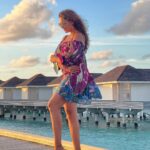 Bipasha Basu Instagram – Till we meet again ❤️
Maldives you Beauty 😍❤️
#beachlife #beachvibes 
@kandima_maldives 
Outfit @limerickofficial 
Styled by @eshaamiin1 Kandima Maldives