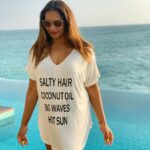 Bipasha Basu Instagram – Salty Hair
Coconut Oil
Big Waves
Hot Sun 🌞❤️
#loveyourself #maldives