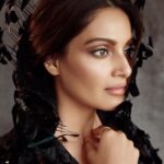 Bipasha Basu Instagram – Life is about moving on … accepting changes and looking forward to what makes you stronger and more complete.
#loveyourself #lovelife #rockystarshine