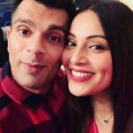 Bipasha Basu Instagram - Love and happiness to all on this Christmas eve❤️ Merry Christmas 🎄 #merrychristmas