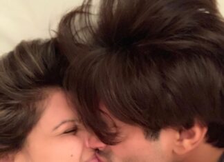 Bipasha Basu Instagram - All I need is you @iamksgofficial ❤️ #monkeylove #grateful #blessed #youandme #soulmates