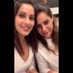 Bipasha Basu Instagram – Happy Birthday to you my darling @mamtaanand1010 ❤️🎉🎂Wish you the best forever❤️Love you❤️