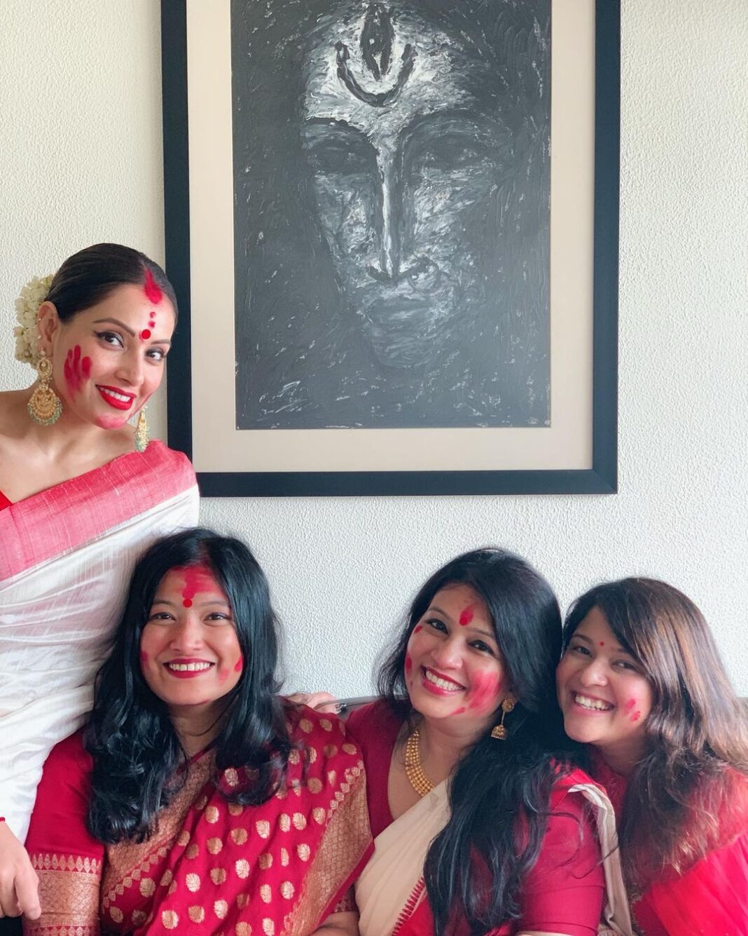Bipasha Basu Instagram - First sindoor khela after marriage with my sisters. Miss you Ma and Papa❤️ #durgadurga