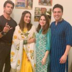 Bipasha Basu Instagram - Eid Celebrations ❤️ Friends like family ❤️ Aunty’s scrumptious divine food spread ❤️#blessed #friendsforlife #foodcoma