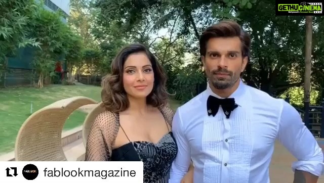 Bipasha Basu Instagram - #Repost @fablookmagazine with @get_repost ・・・ It was a first for them and us💯! @bipashabasu and @iamksgofficial are very much the adorable couple fans take them to be! We were lucky to witness their #monkeylove in full swing ❤️ Pump up the volume, they have a message to share 🍻