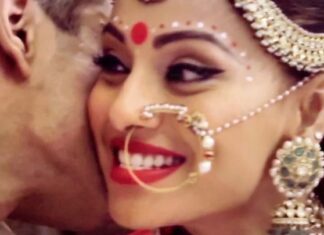 Bipasha Basu Instagram - I remember each and every person ... people I knew or strangers... everyone post our wedding told me that I looked like the happiest bride ever. The reason for that big smile on my face from that day till now... is You. Can’t believe it’s our 3rd wedding anniversary so fast 😀❤️ Thank you for loving me ❤️😘You are so so precious to me ❤️I love you @iamksgofficial ❤️ #monkeyversary #monkeylove
