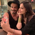 Bipasha Basu Instagram – Taking a selfie with this one  @iamksgofficial is an art… he never keeps a straight face… today for once I got few pics, courtesy @jannatkhan1618 … but not the selfies🙈 #monkeylove