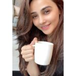 Daisy Shah Instagram - Are you a chai lover or coffee lover ☕️ ? Comment karke batao #chai #coffee #tea