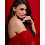 Daisy Shah Instagram – ❤️