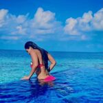 Daisy Shah Instagram - Need a good dose of Vitamin Sea 🌊 . . . @travelwithjourneylabel . . . #daisyshah #journeylabel #travelwithjourneylabel #youarespecial #gottagoback #seethesea #livelovelaugh