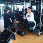 Daisy Shah Instagram – If u don’t make weird sounds while working out at the gym.. are u really doing it right?!? With the torture monster himself @rakeshudiyar 😁🙈