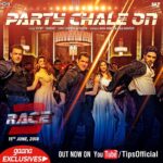 Daisy Shah Instagram - The party bomb is finally here! #PartyChaleOn is out now on @tips (Link in bio) @beingsalmankhan @jacquelinef143 @anilskapoor @iambobbydeol @saqibsaleem @freddy_daruwala @vickyhardik @vanturiulia @mikasingh @remodsouza @rameshtaurani @skfilmsofficial @gaana.official